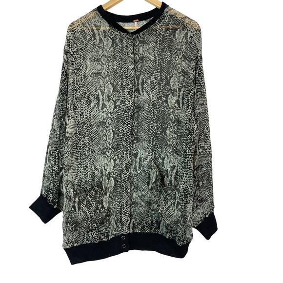 Free People Sheer Oversized Top Lori Snake skin Slouchy Bomber Jacket Size S - Picture 4 of 11